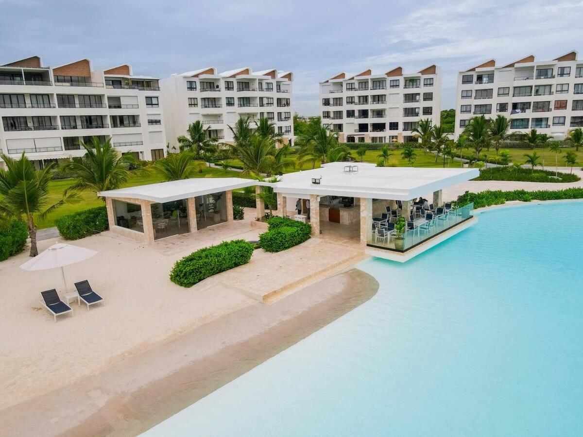 Beachfront With Hot Tub Punta Cana