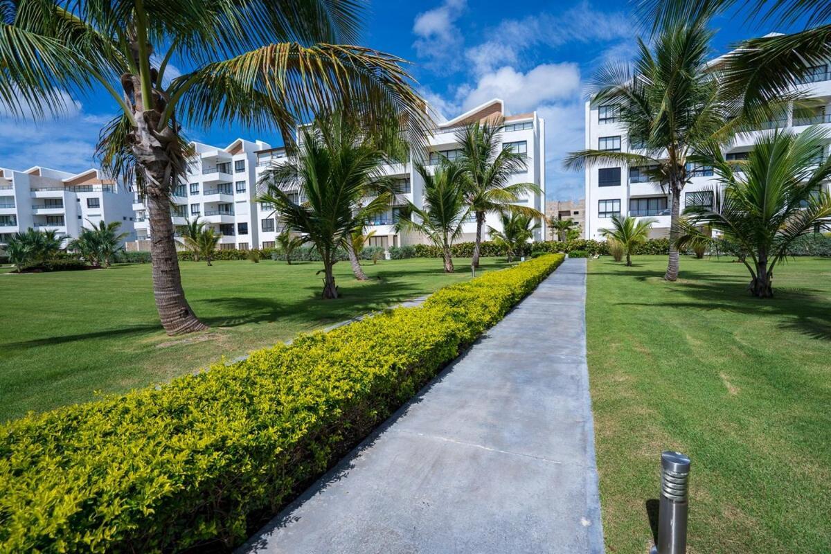 Apartment Beachfront With Hot Tub